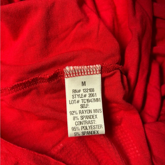 Women’s medium sequin Meesh & Mia Nebraska tank top - Picture 4 of 4